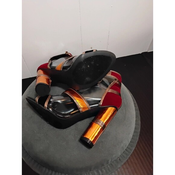 Cape Robbin Women Shoes  Size 7.5   4.5" Heel - Picture 5 of 5